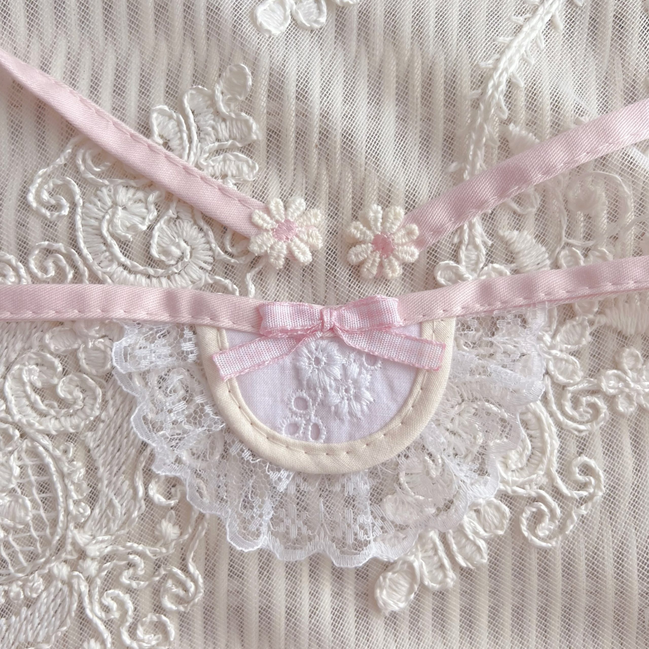 木陰のお嬢さまスタイ(ピンク)